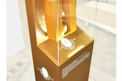 Louis Roederer Kristal Display<br/>Raised acrylic lit highlights, MDF wood case with acrylic case